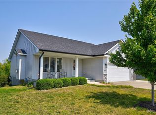 1416 93rd St, West Des Moines, IA 50266