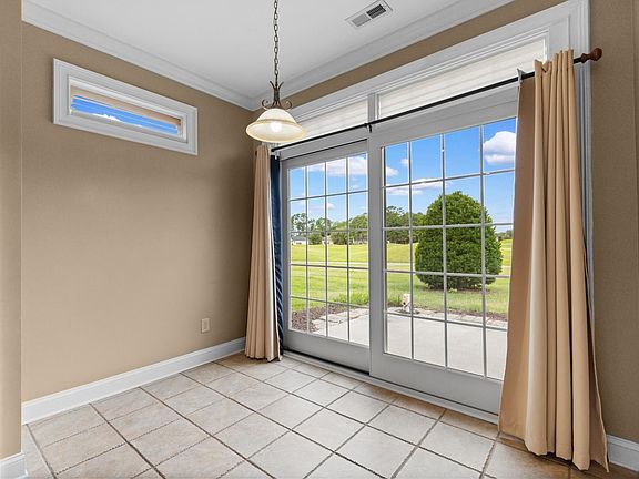 5th image of 2793 Sanctuary Blvd.