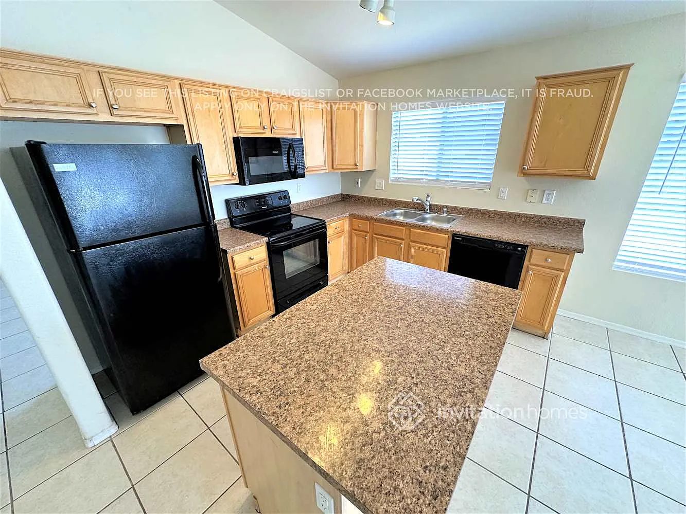 15230 N 162nd Ln Surprise, AZ 85379 — Photo 4
