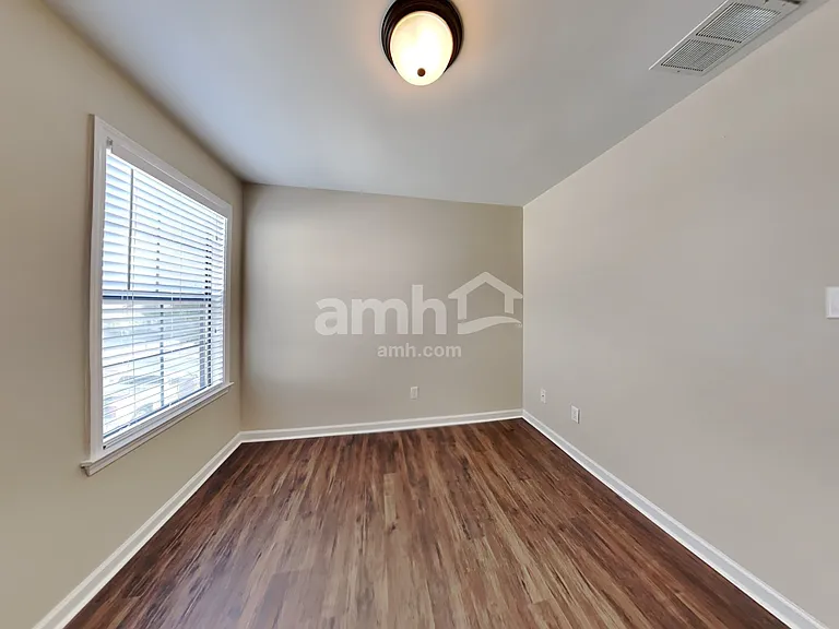6900 Lagrange Grove Dr — Photo 13