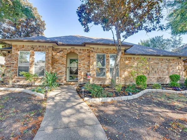 3305 Oak Trail Dr, Rowlett, TX 75088