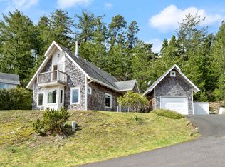 1900 Spyglass Ter, Tillamook, OR 97141