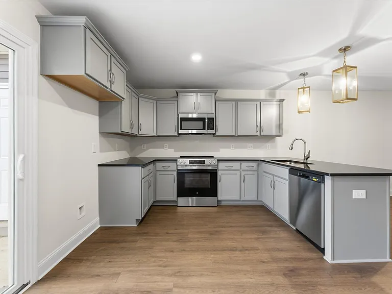 117 Quarry Point Dr — Photo 9