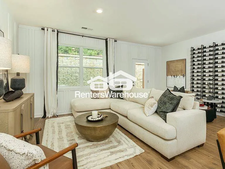 1392 Sweetshrub Pl NW — Photo 3