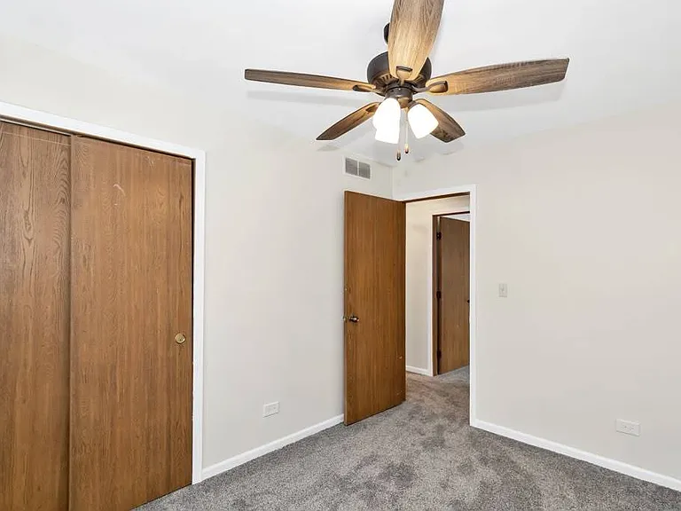 708 Michigan Ave — Photo 10