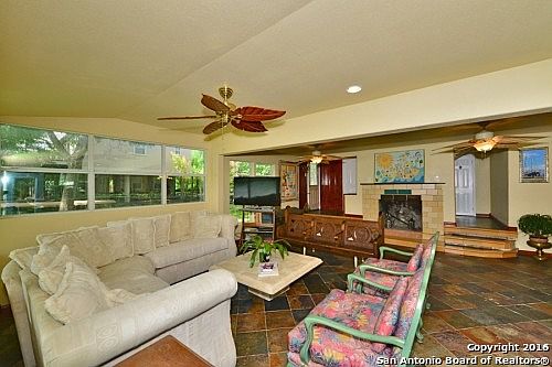 3rd image of 201 Lake Placid Dr