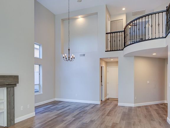3rd image of 1651 Palatia Dr