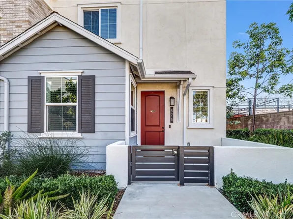 575 S Mosaic St, Anaheim, CA 92805