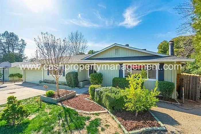 1211 Wesley Ln photo 1