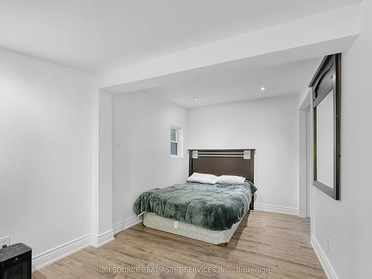 3526 Monck Rd — Photo 8