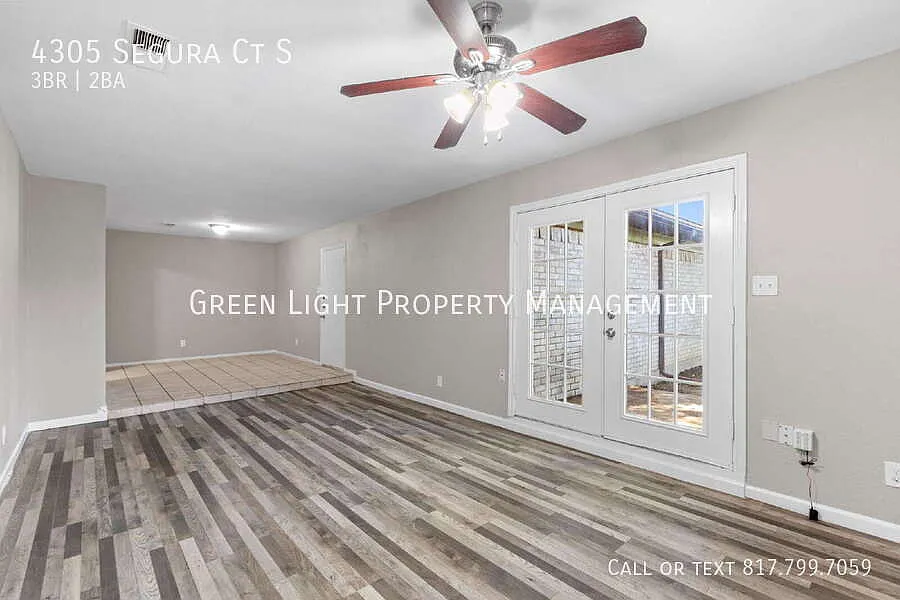 Beautiful duplex unit in Ft. Worth with 3 bd — Photo 4