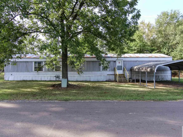 813 W 4th St, Lewisville, AR 71845