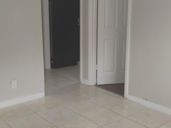 jacksonville-florida-154636371 picture