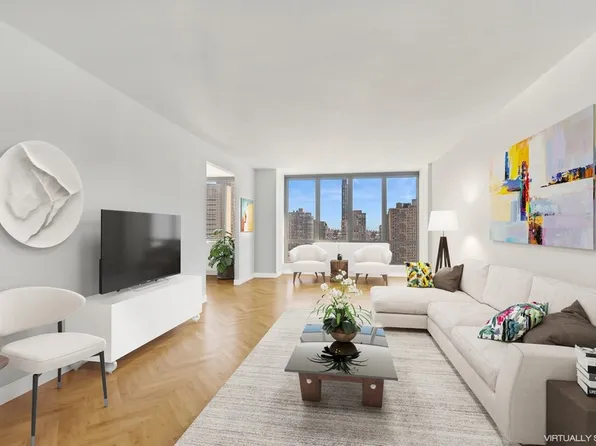 2 Columbus Avenue image 1 of 8