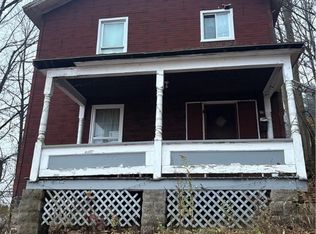 621 Hillside Ave, Franklin, PA 16323