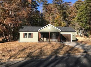 341 Linville Rd, Mount Airy, NC 27030