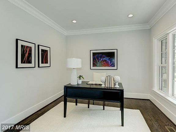 5th image of 2733 Pioneer Ln