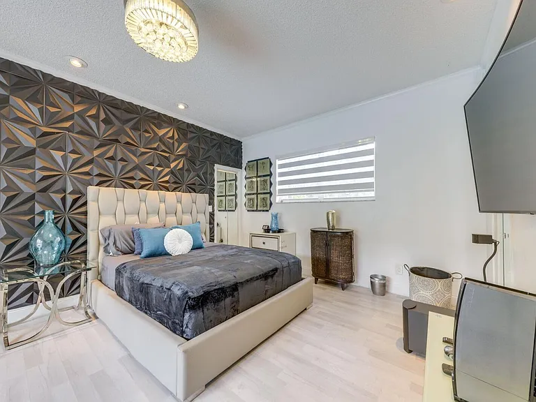 3609 SW 58th Ave — Photo 29