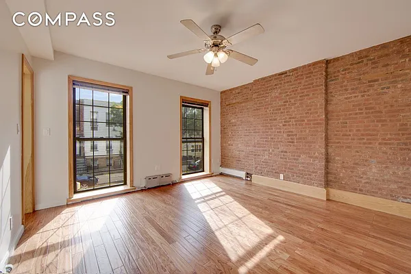 Rented by Compass | media 7