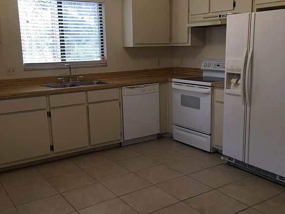 5th image of 7723 Tamara Lee Ct APT 102