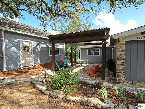2nd image of 1455 Skyline Dr