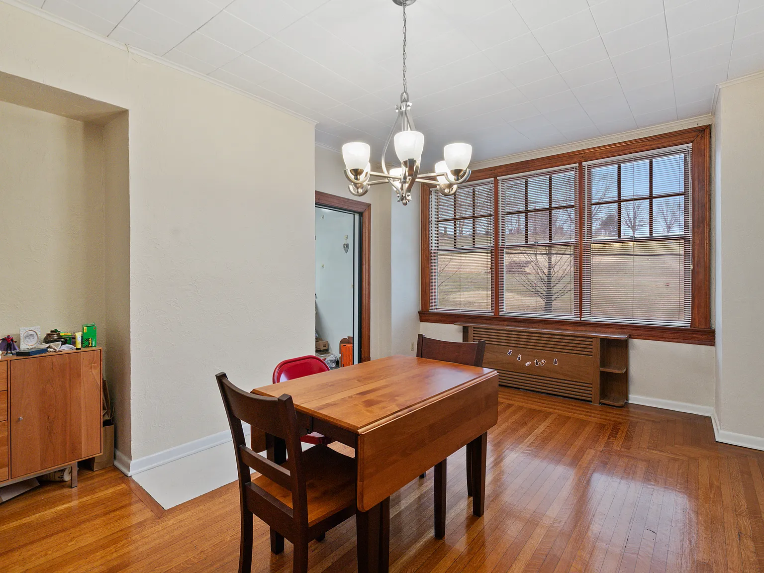 2 bed, 1100 sqft, $1,890 — Photo 2