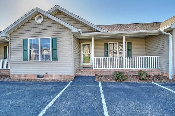 1st image of 205 Dawn Dr Unit 3