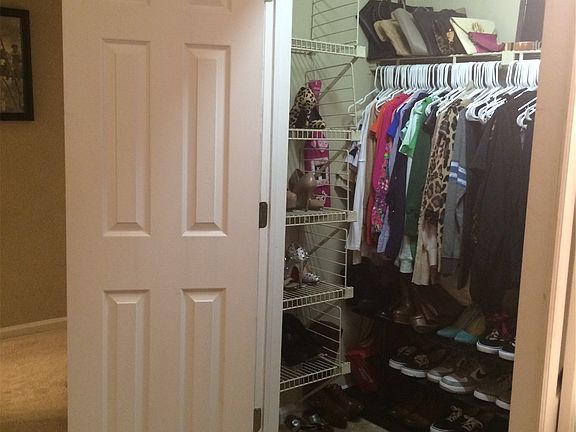 walk in closet