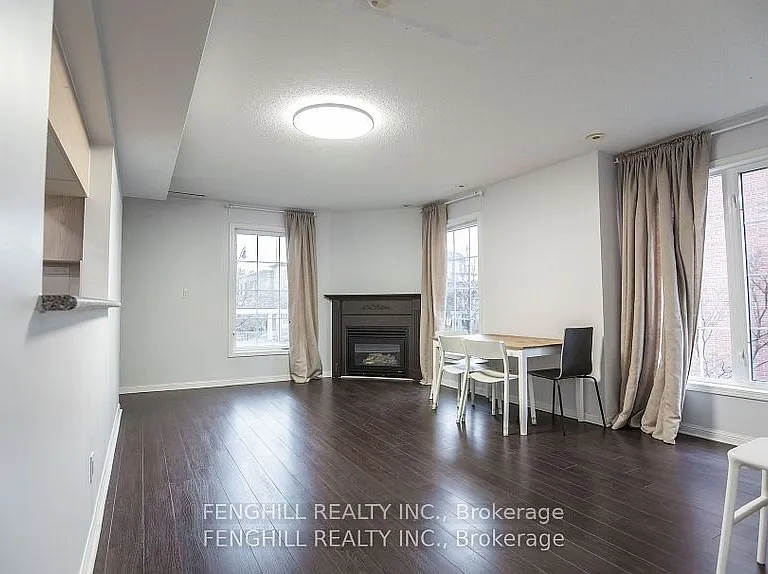 3 Everson Dr #208 — Photo 2