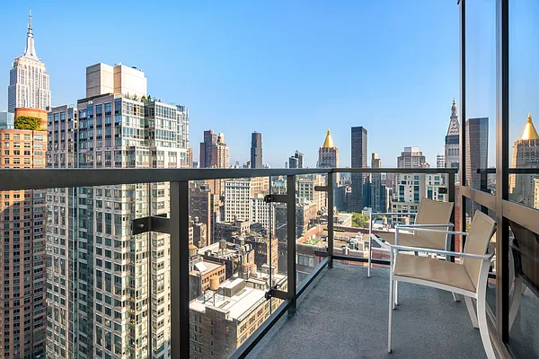 Sold by Douglas Elliman | media 7
