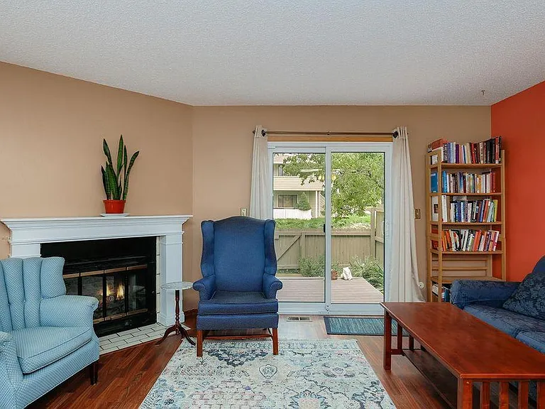 1087 Artemis Cir — Photo 31