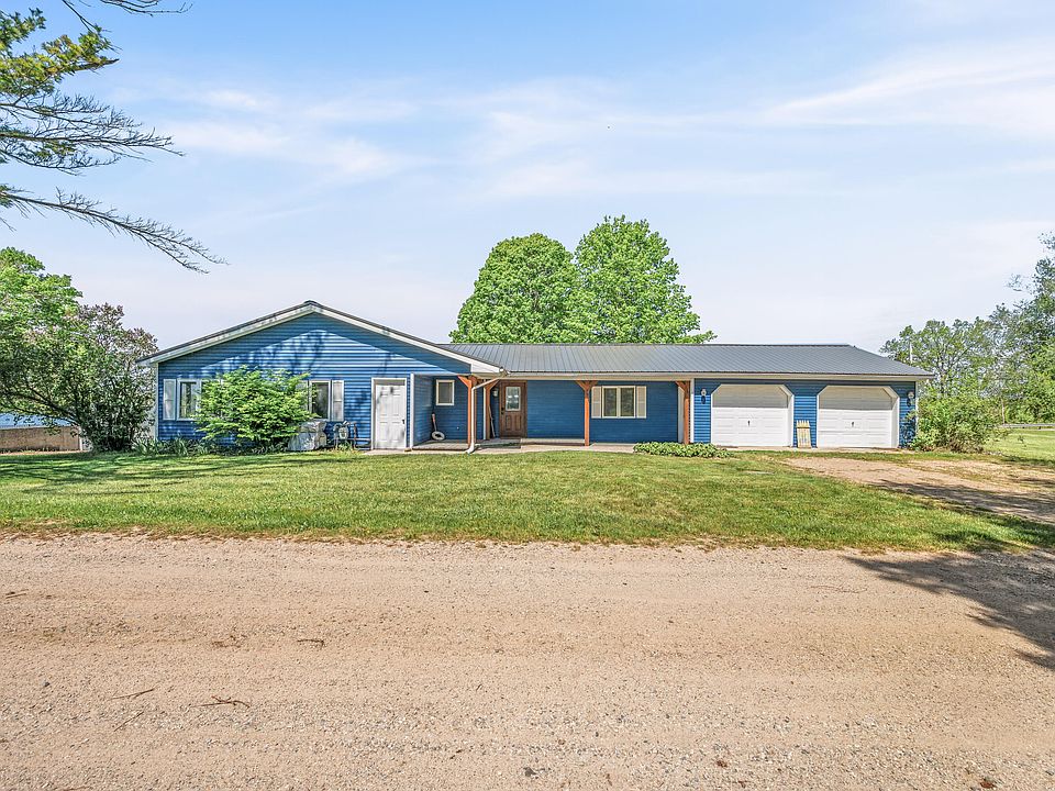 1st image of 19454 E Chippewa Lake Dr