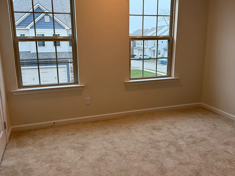 302 Milton Stamp Dr — Photo 24