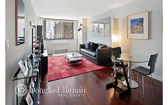 Rented by Douglas Elliman | media 25