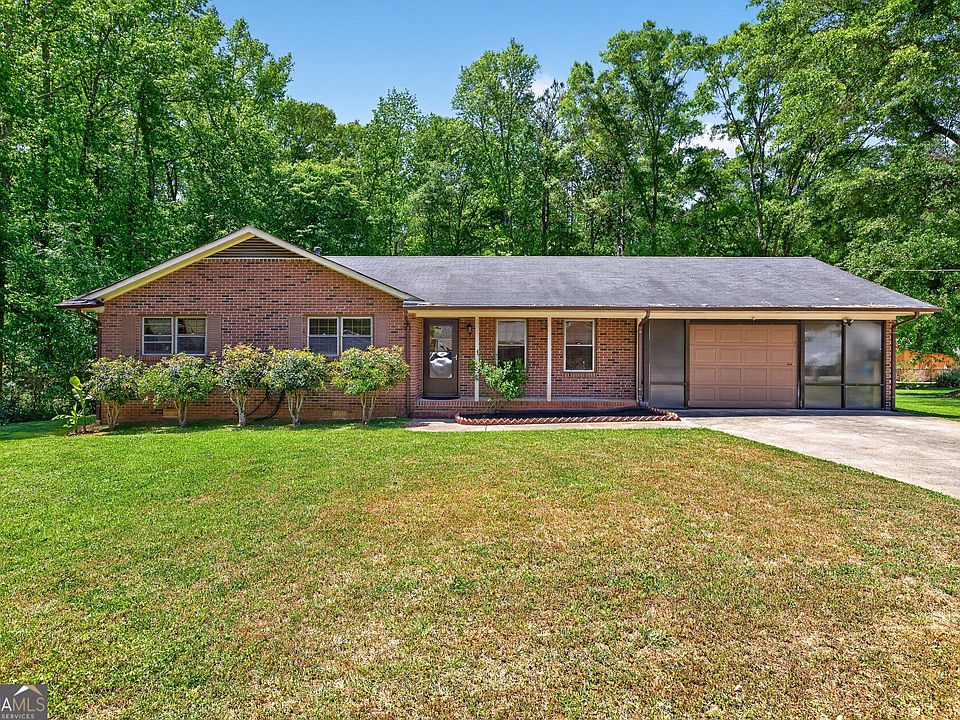 1st image of 205 Dunwoody Cir
