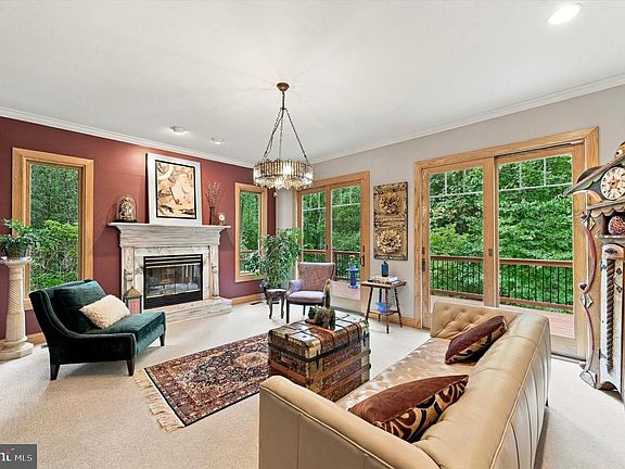 3rd image of 441 Wooded Way