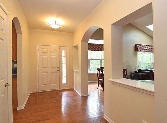 2nd image of 358 Montabello #358
