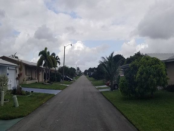 5th image of 4402 NW 47th St