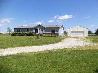 6735 N 450 W, Shipshewana, IN 46565