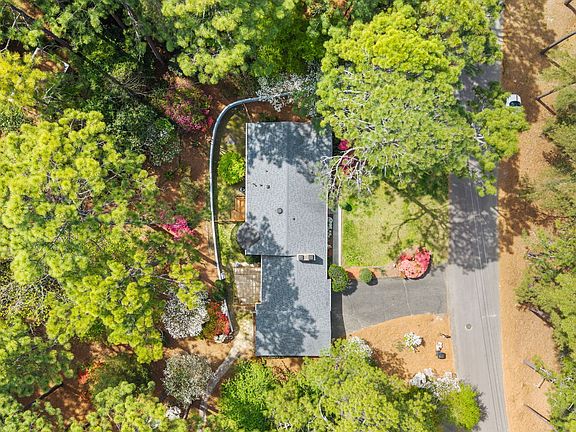 4th image of 1055 Inverness Rd