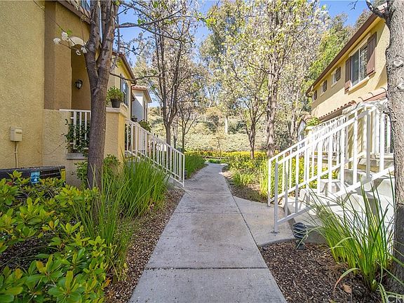 3rd image of 23427 Abbey Glen Pl