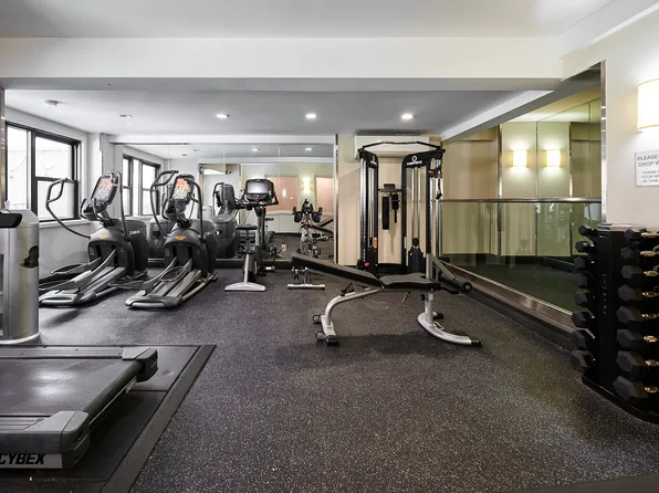 225 East 63rd Street image 10 of 11