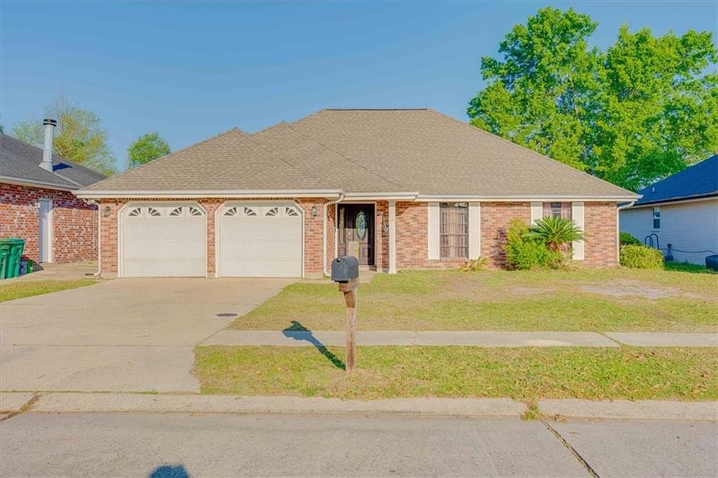 2039 Golfview Dr