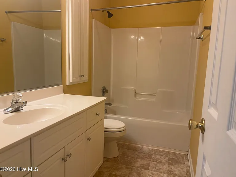 229 Sassafras Ln — Photo 6