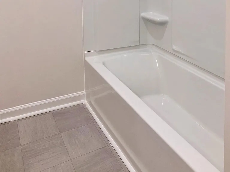 208 Marathon Ln — Photo 16
