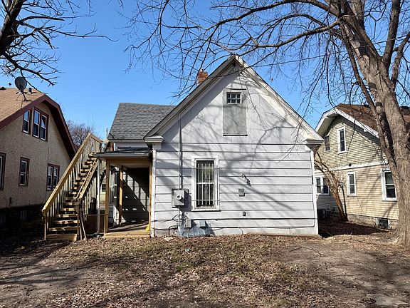 4th image of 3906 Emerson Ave N