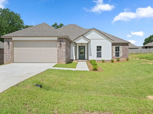 14 Golden Oak, Hattiesburg, MS 39402