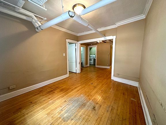 5th image of 913 E Juneau Ave APT 1