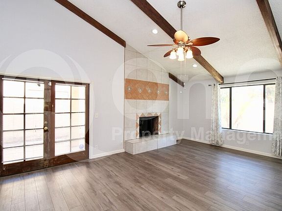 5th image of 331 E Barbarita Ave
