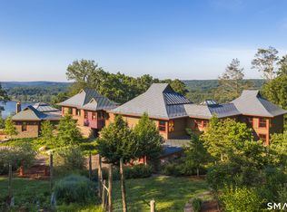 89 River Rd, East Haddam, CT 06423